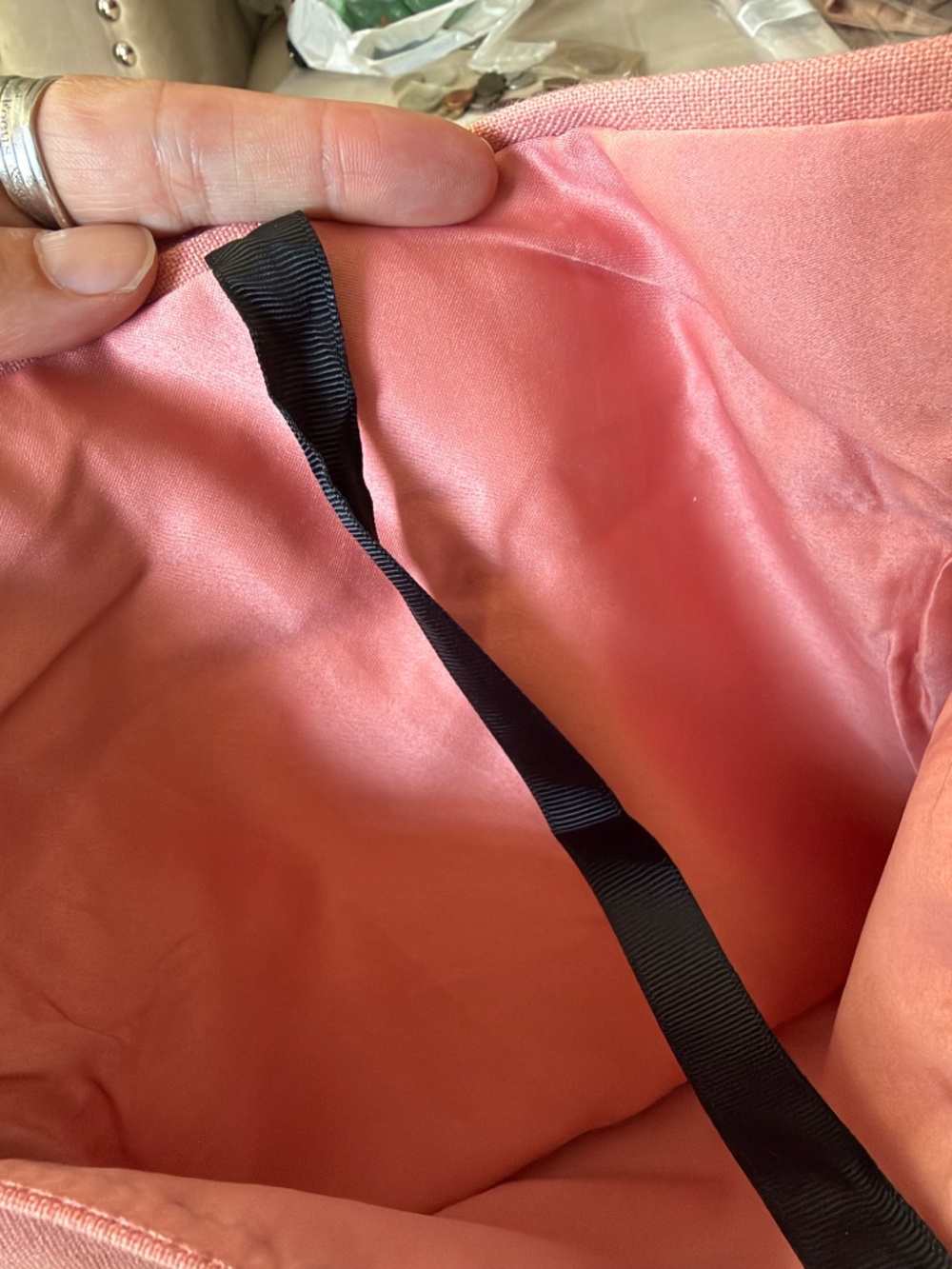 Gucci pink silk pouch - Picture 7 of 8